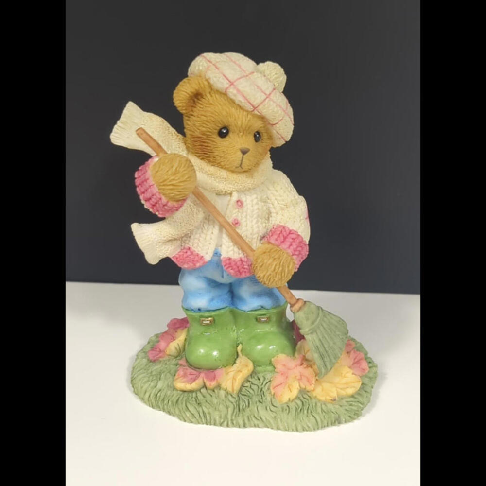 Cherished Teddies - Freya- Leaves May Change But Our Friendship Remains LIKE NEW